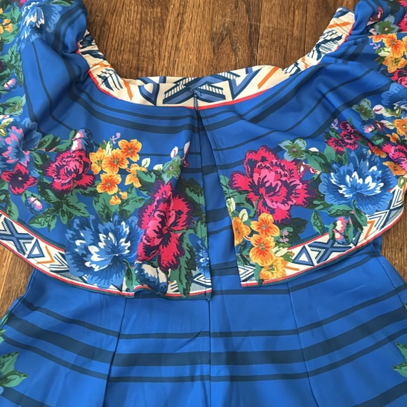 Super cute Romper!! - Picture 7 of 9